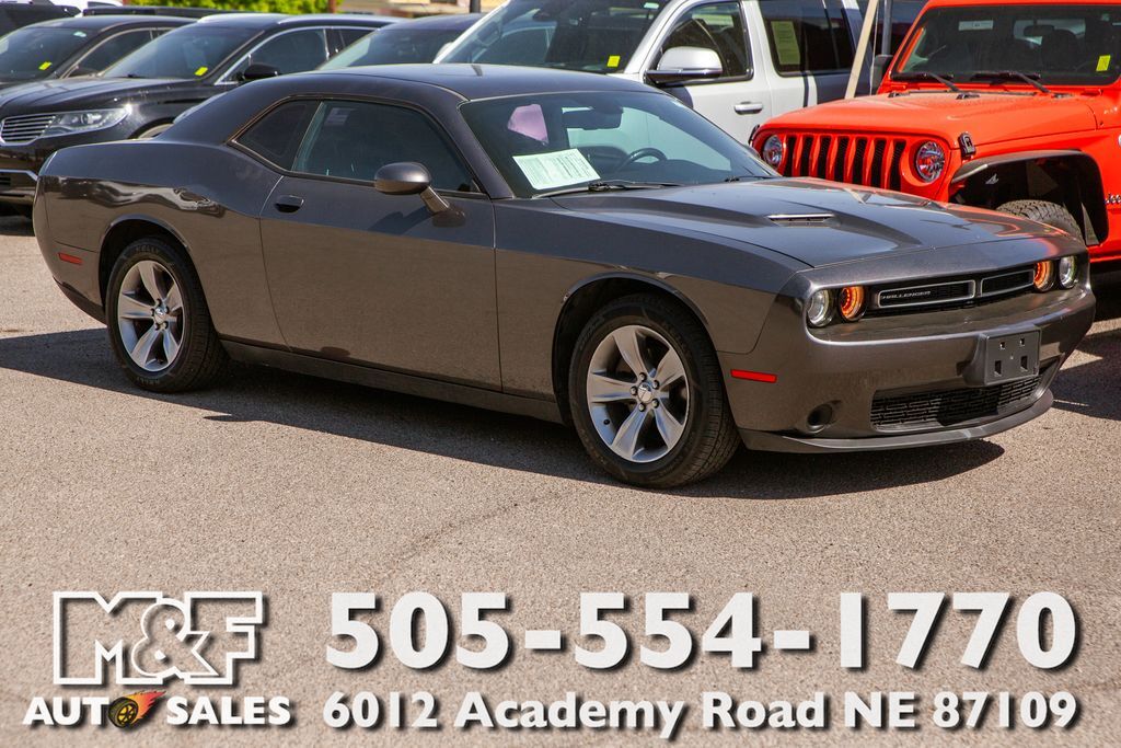 2017 DODGE Challenger