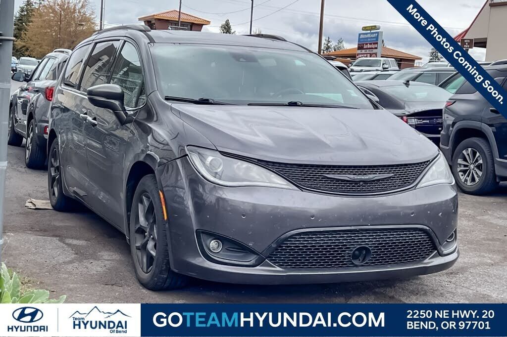 2019 CHRYSLER Pacifica