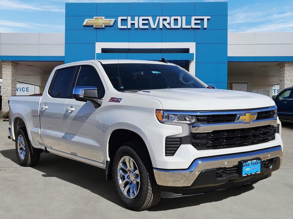 2026 CHEVROLET Silverado