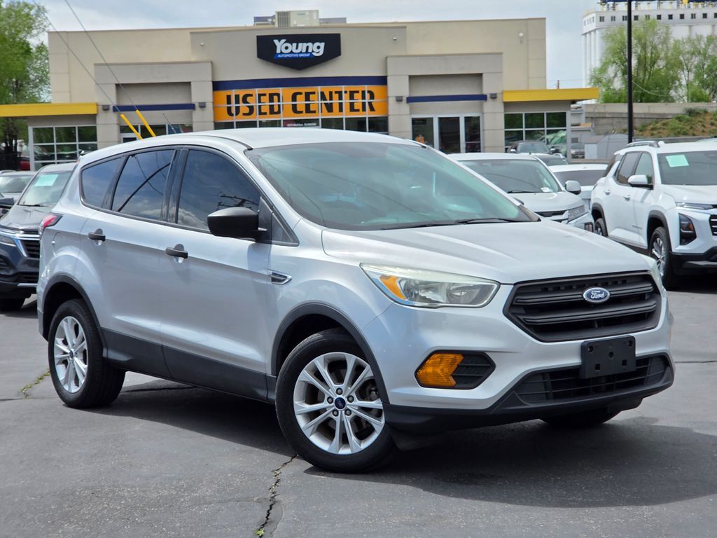 2017 FORD Escape