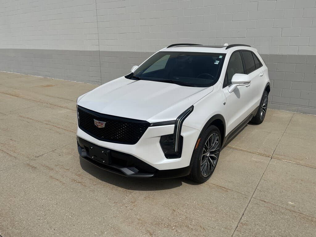 2024 CADILLAC XT4