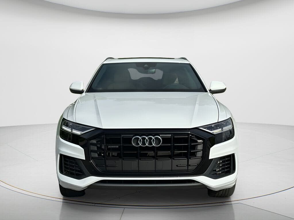 2020 Audi Q8