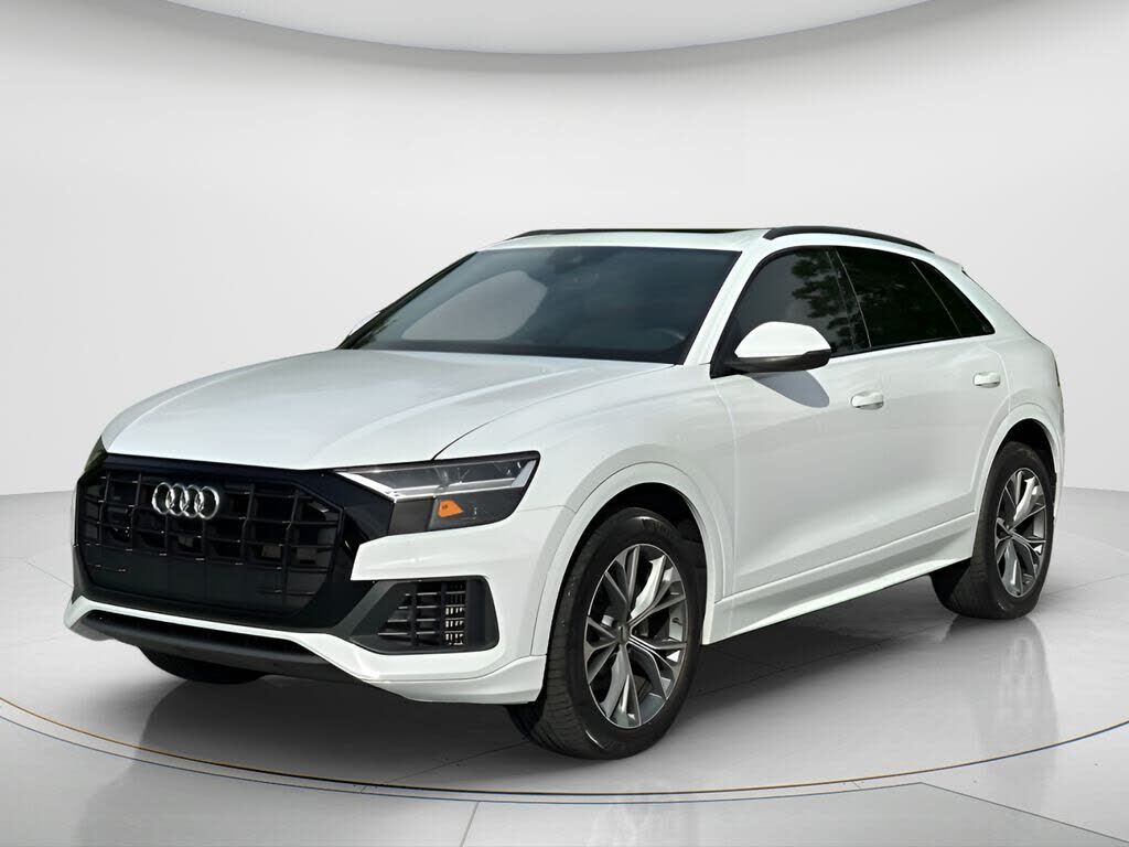 2020 AUDI Q8
