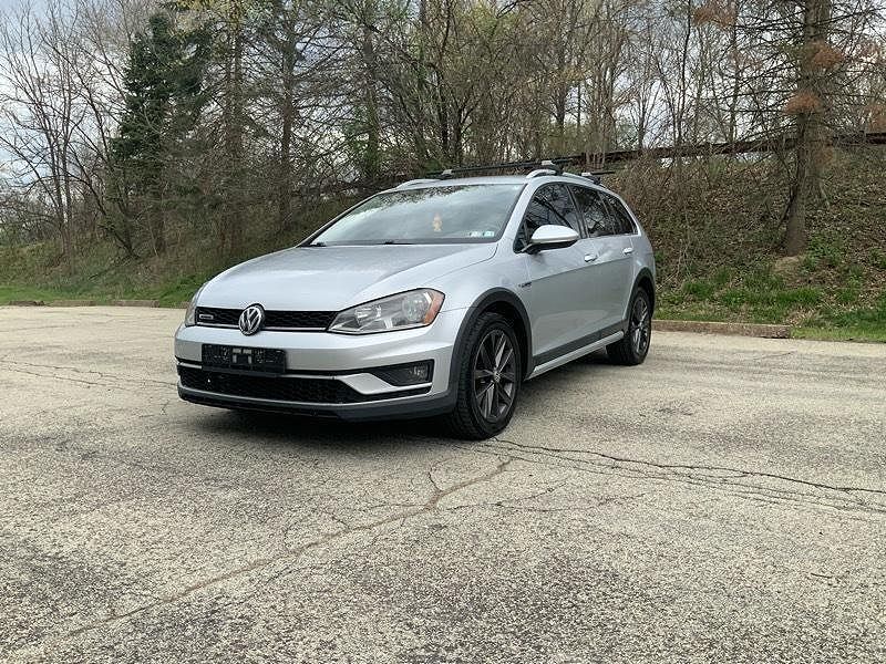 2017 VOLKSWAGEN Golf Alltrack