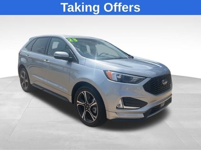 2023 FORD Edge