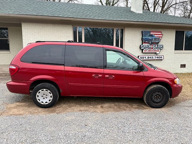 2004 CHRYSLER Town and Country
