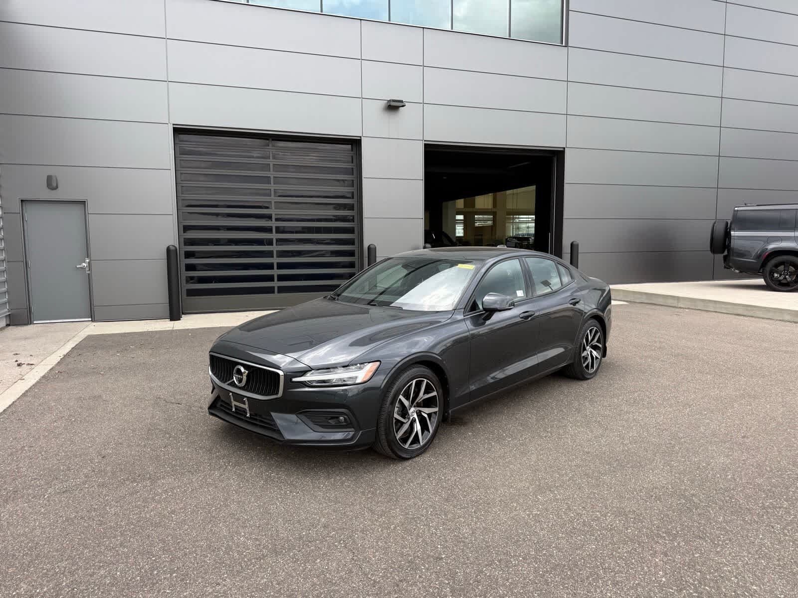 2020 VOLVO S60