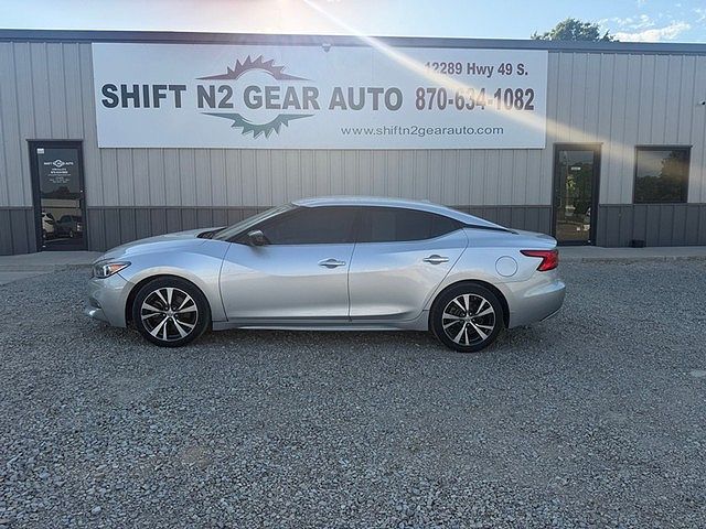 2016 NISSAN Maxima