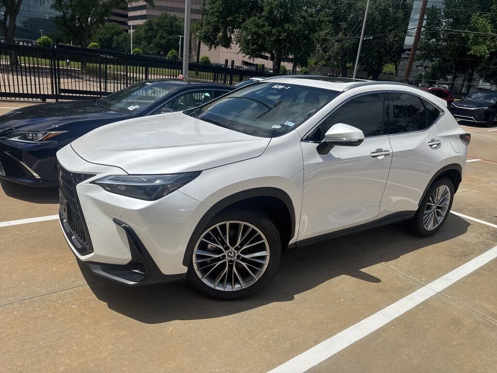 2025 LEXUS NX