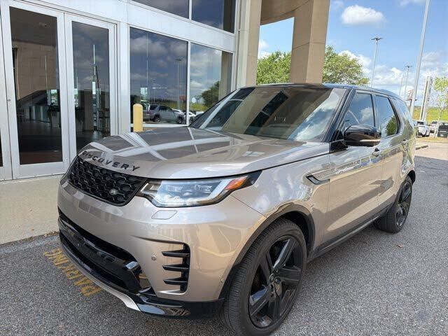 2024 LAND ROVER Discovery
