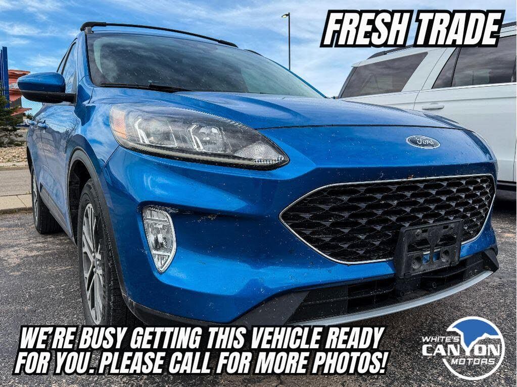 2020 FORD Escape