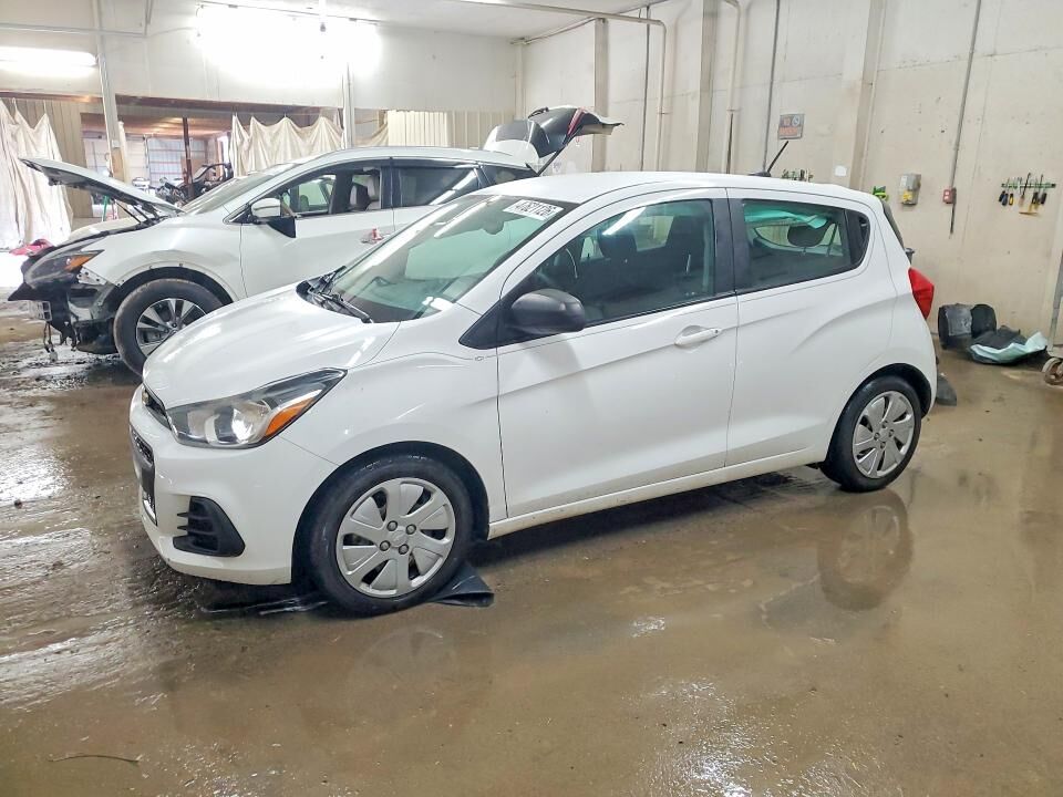 2017 CHEVROLET Spark