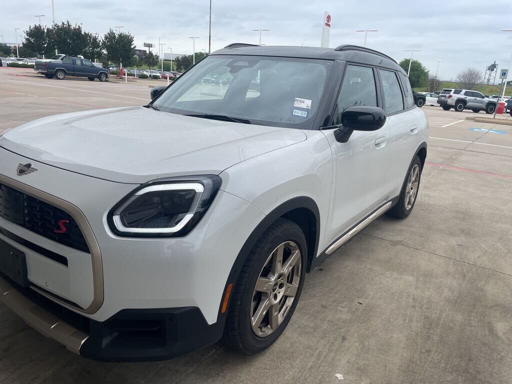 2025 MINI Countryman