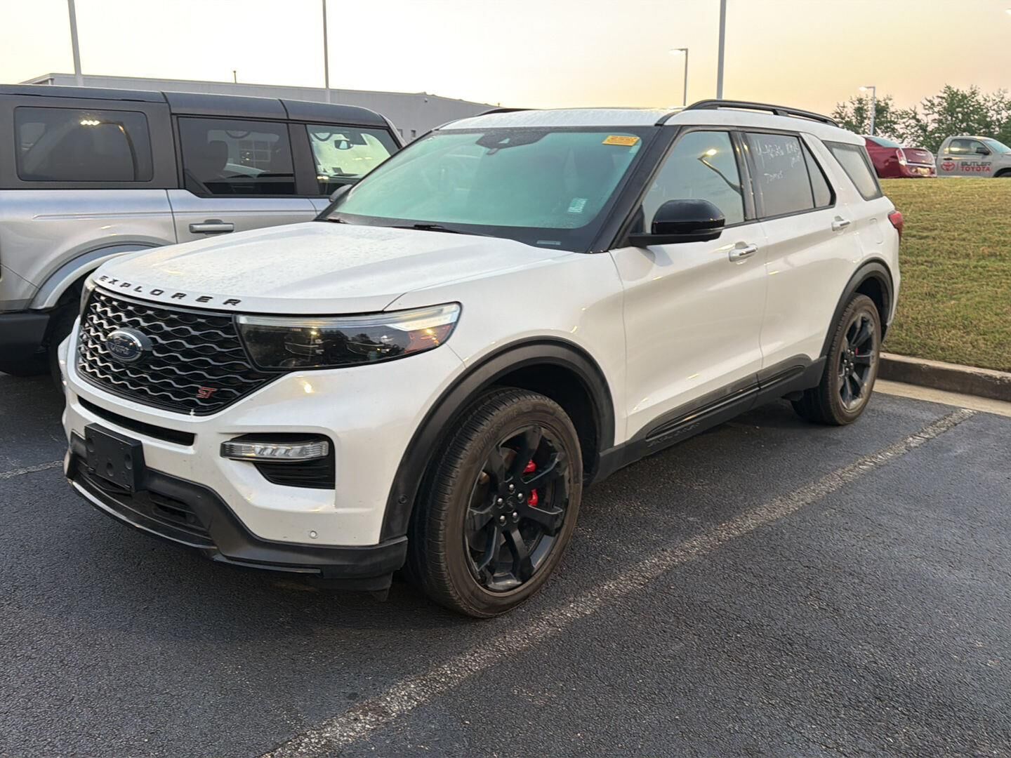 2020 FORD Explorer