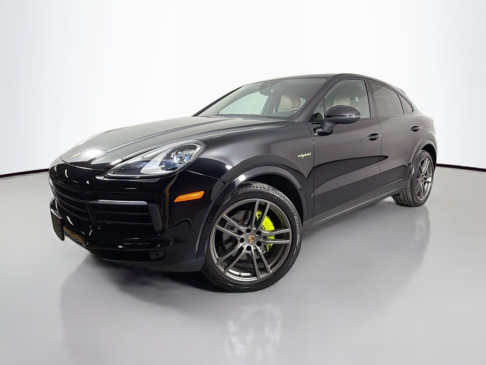 2022 PORSCHE Cayenne
