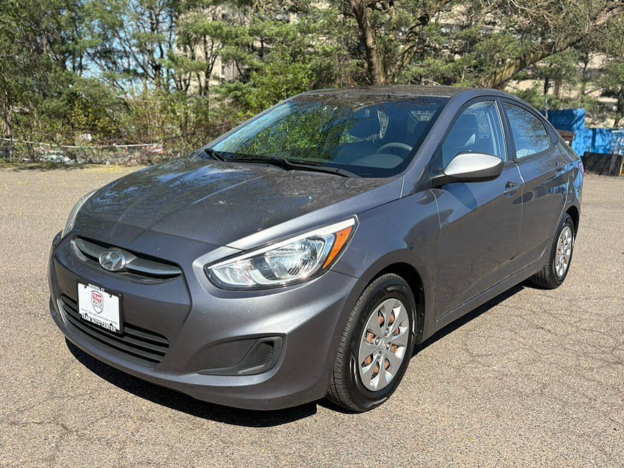 2015 HYUNDAI Accent