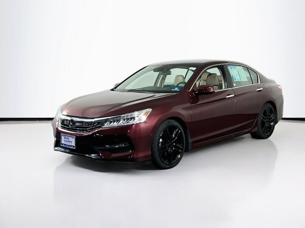 2017 HONDA Accord