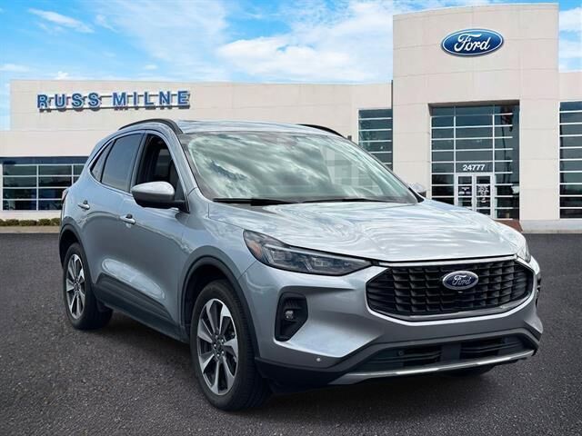 2024 FORD Escape