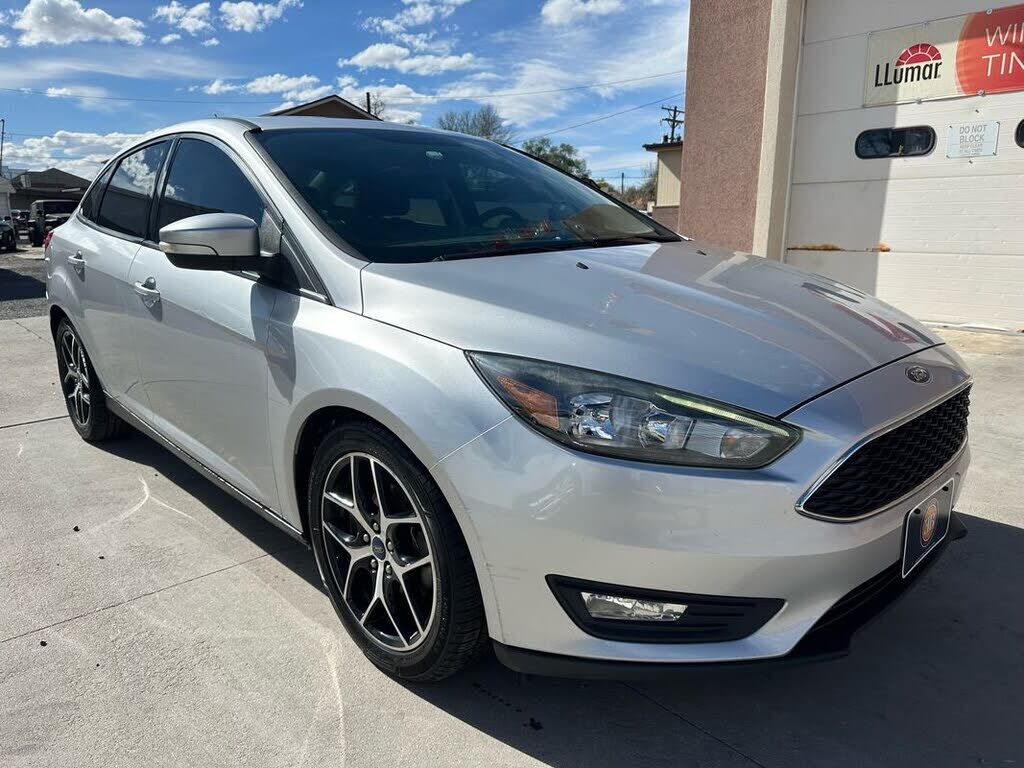 2017 FORD Focus