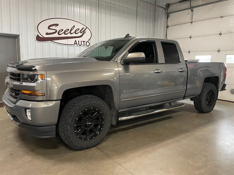 2017 CHEVROLET Silverado