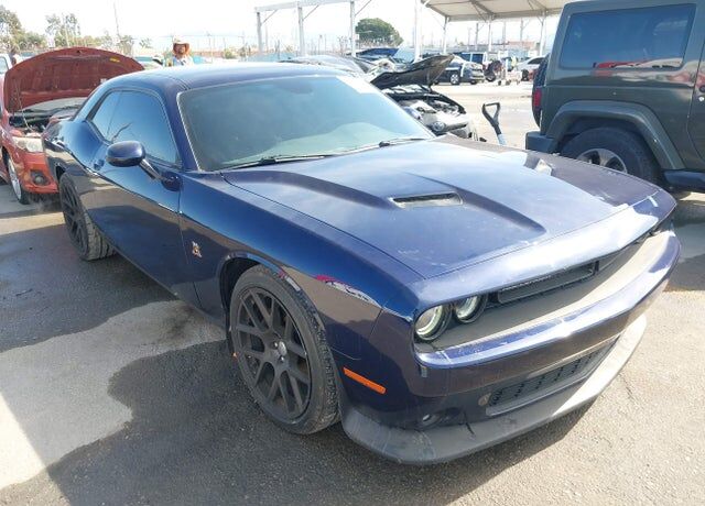2016 DODGE Challenger