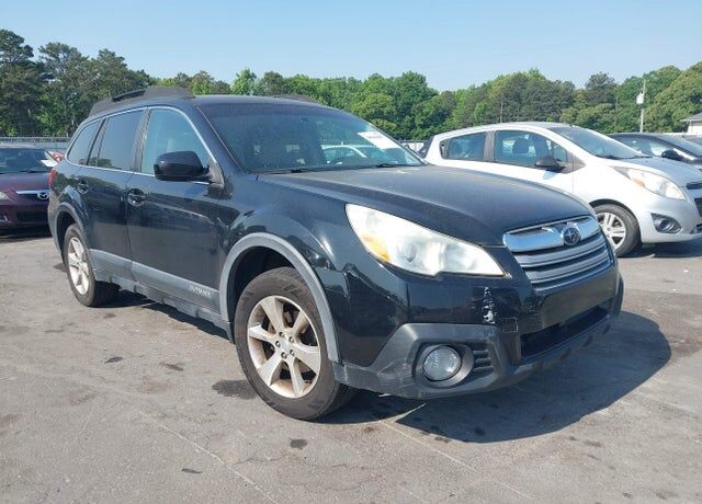 2013 SUBARU Outback