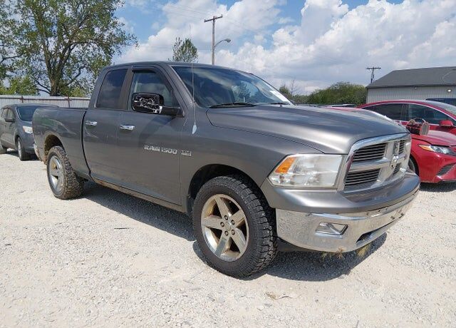 2012 DODGE Ram