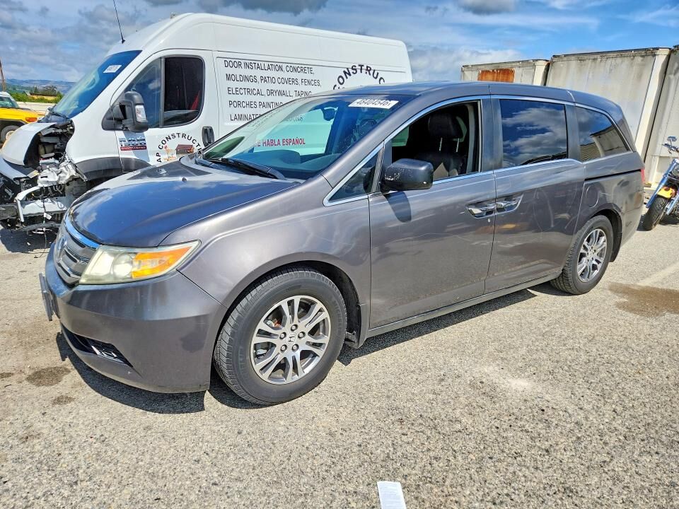 2013 HONDA Odyssey