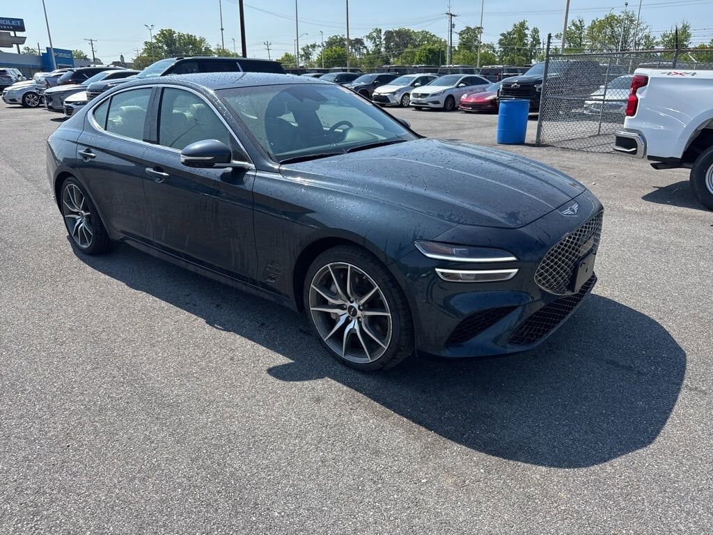2025 GENESIS G70