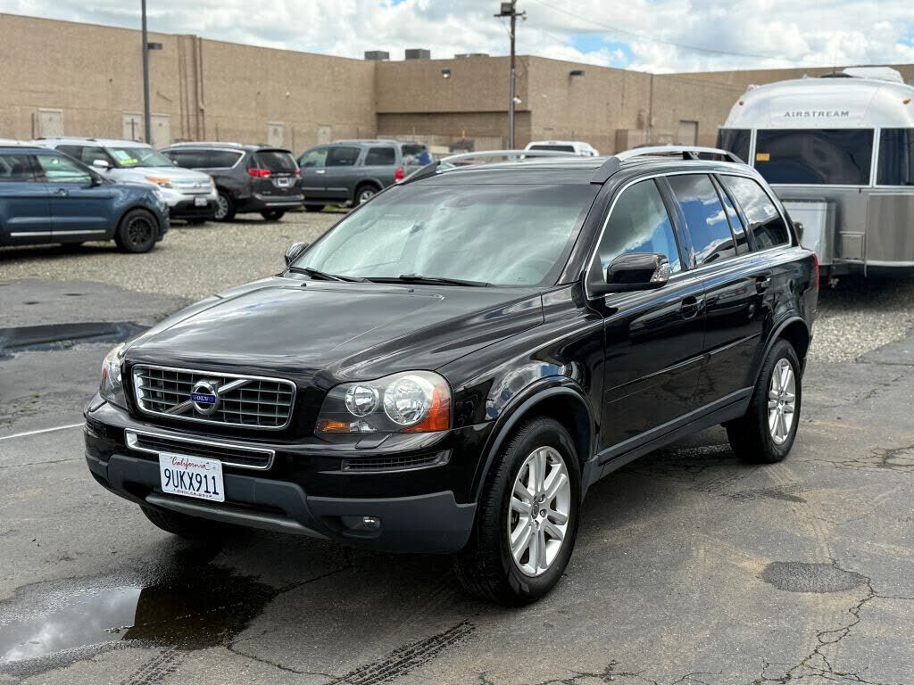 2011 VOLVO XC90