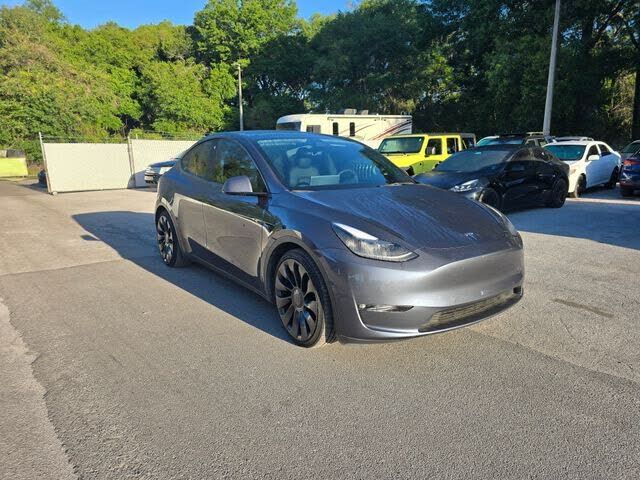 2022 TESLA Model Y