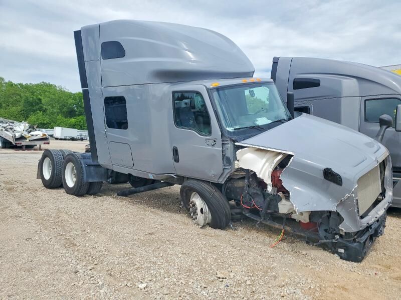 2024 INTERNATIONAL LT62F