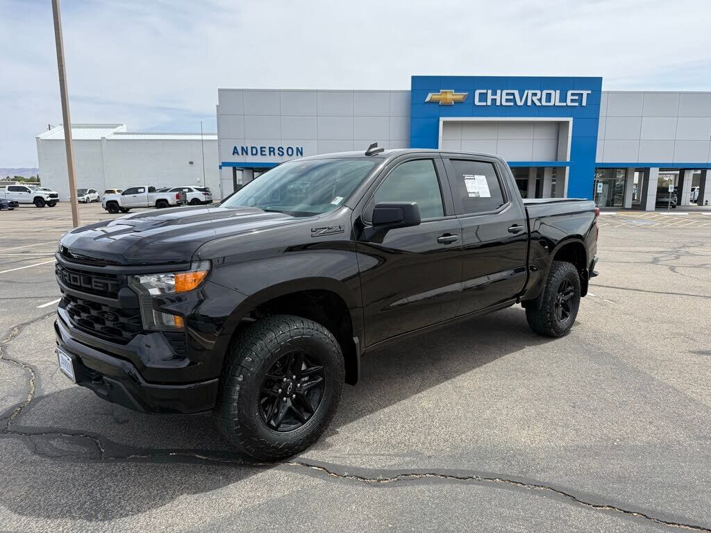 2023 CHEVROLET Silverado