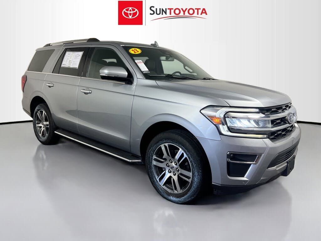 2023 FORD Expedition