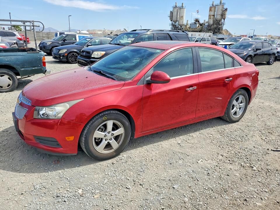2013 CHEVROLET Cruze