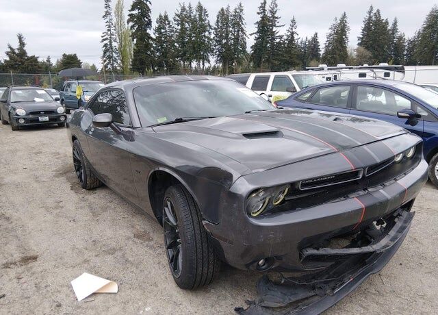 2017 DODGE Challenger
