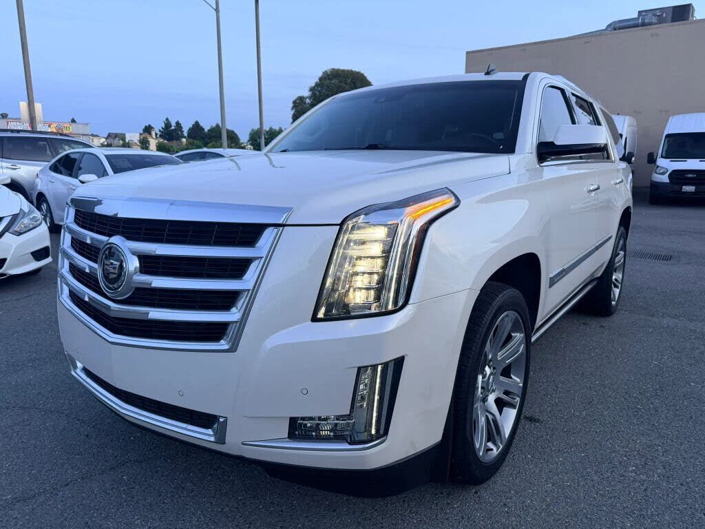 2015 CADILLAC Escalade