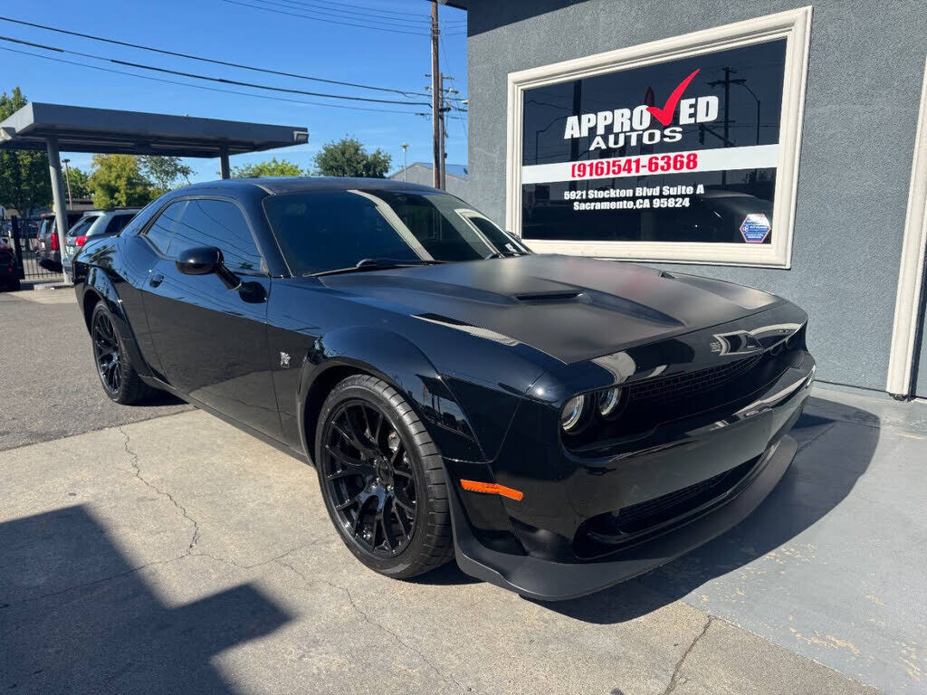 2020 DODGE Challenger