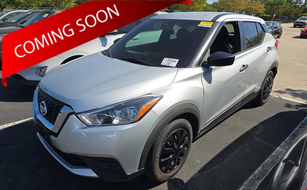 2020 NISSAN Kicks