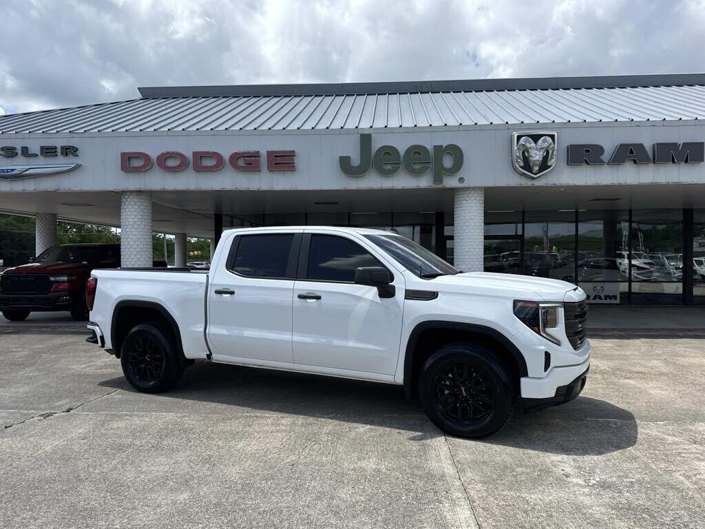 2024 GMC Sierra