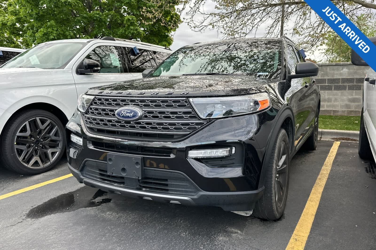 2021 FORD Explorer