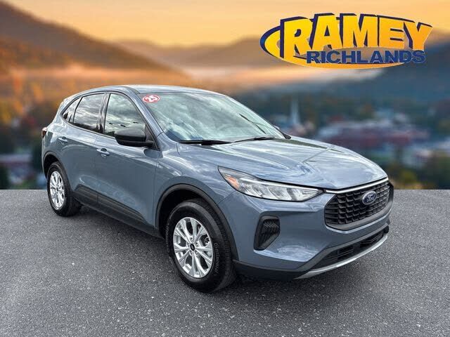 2025 FORD Escape