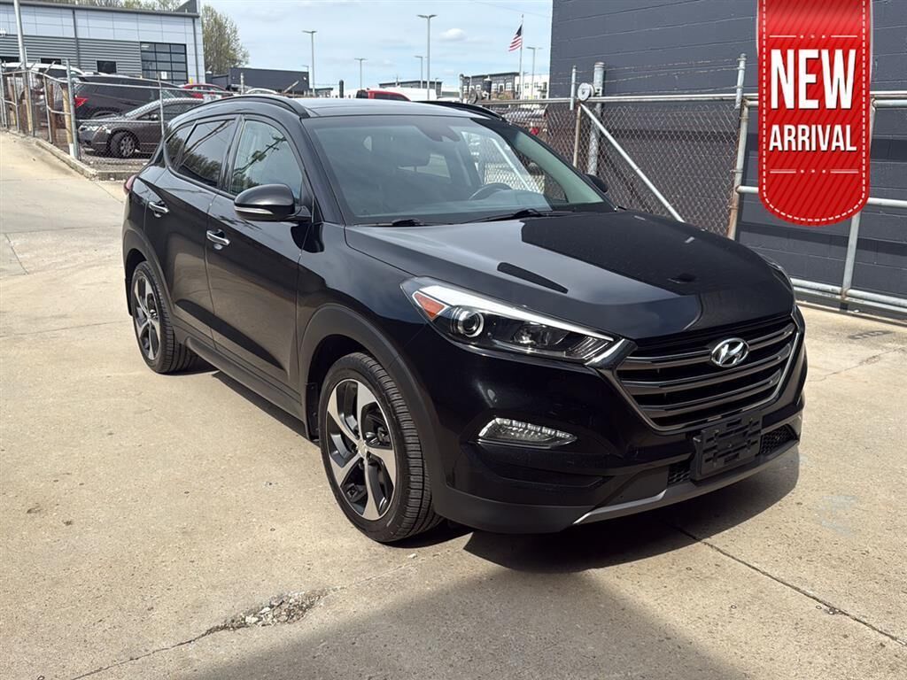 2016 HYUNDAI Tucson