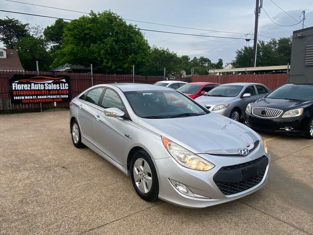 2011 HYUNDAI Sonata