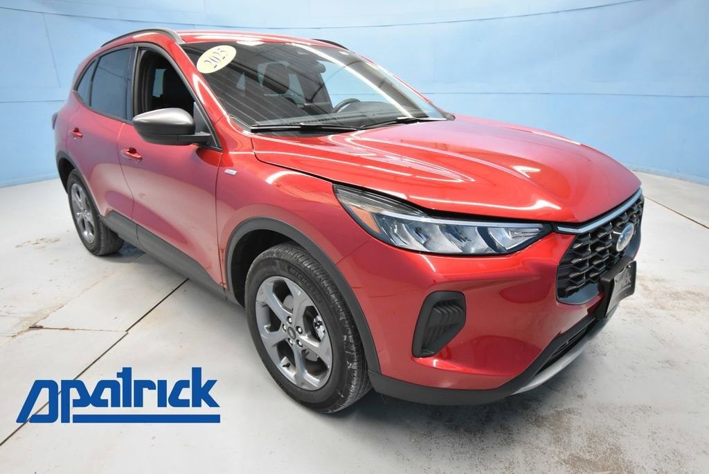 2025 FORD Escape