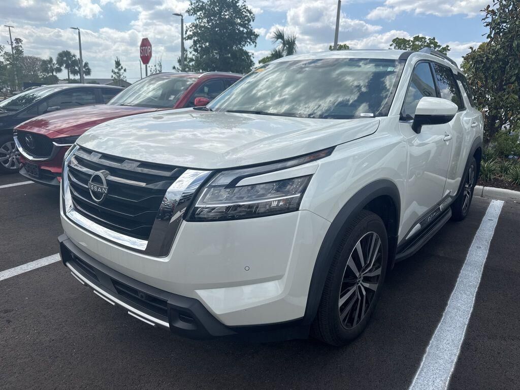 2023 NISSAN Pathfinder