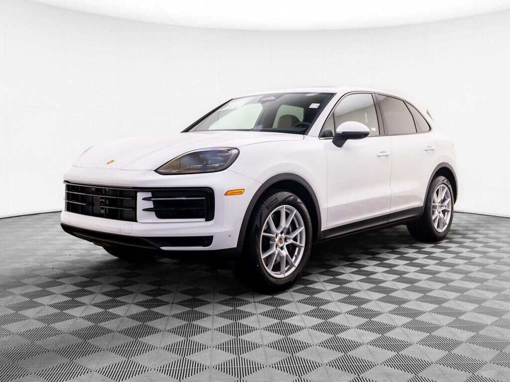 2026 PORSCHE Cayenne