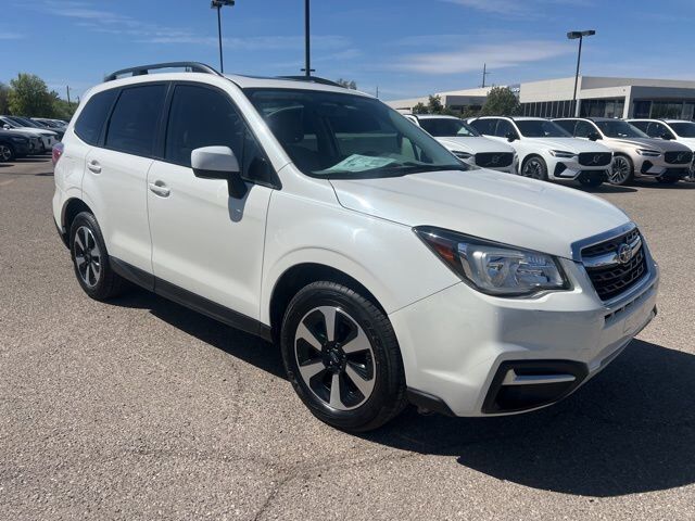 2017 SUBARU Forester
