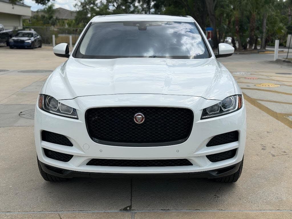 2019 JAGUAR F-Pace
