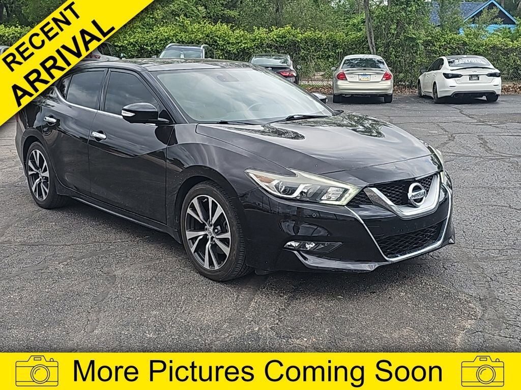 2016 NISSAN Maxima
